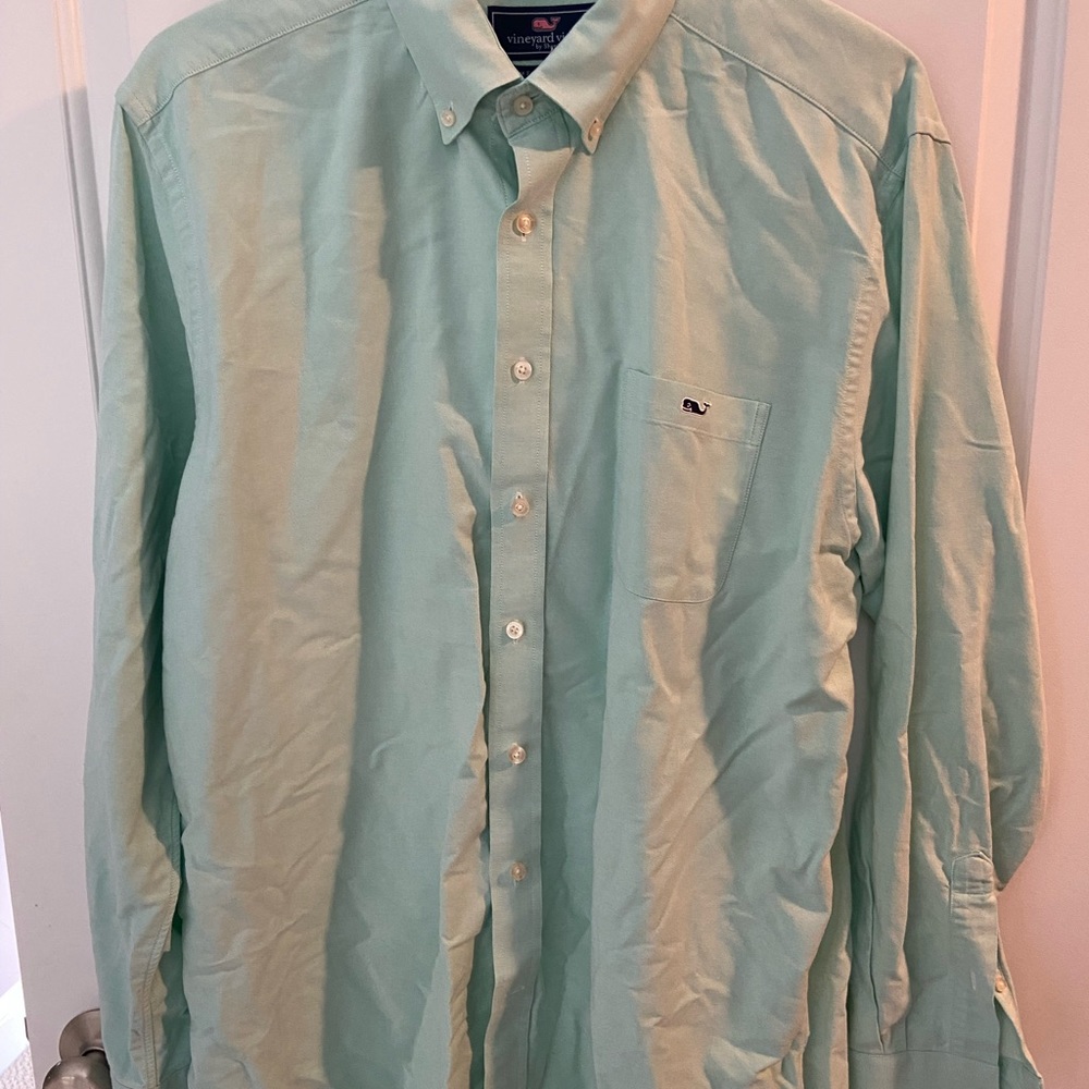 ☘️VV mens xl button down shirt